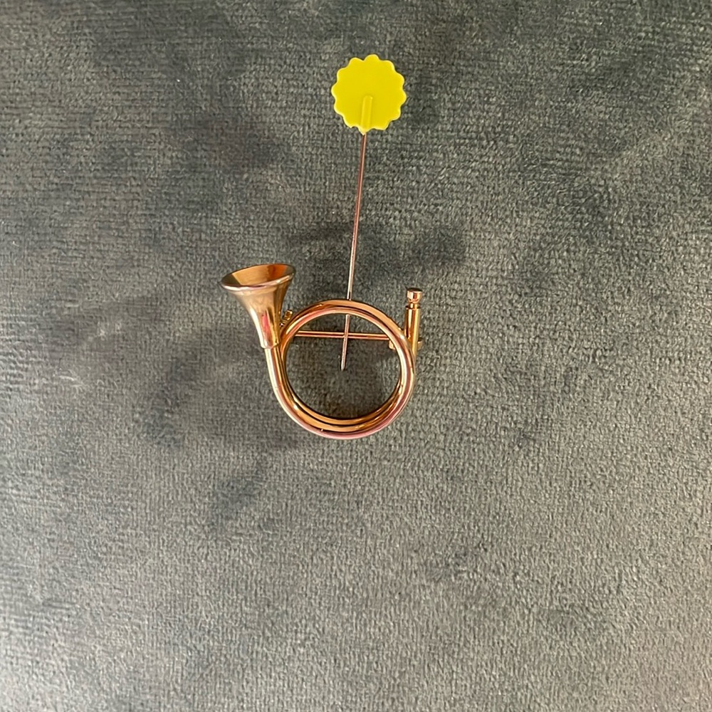 Vintage English horn pin